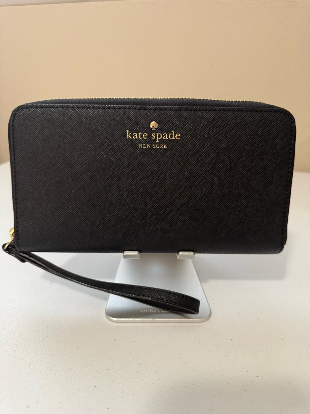 Kate Spade Black Long Wallet with Wristlet Strap - Picture 3 of 10